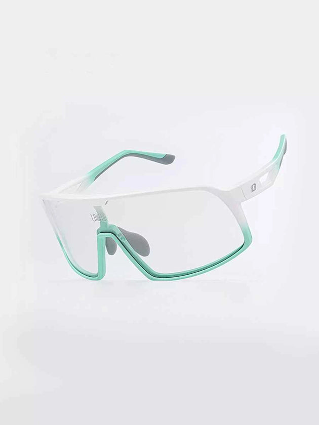 Photochromic Cycling Sunglasses LS450 - Green